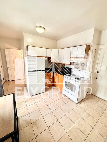 34 Hayes St #A Photo 1 34 Hayes St #A Photo 1