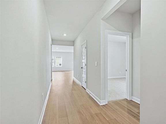 5th image of 1341 Hyde St
