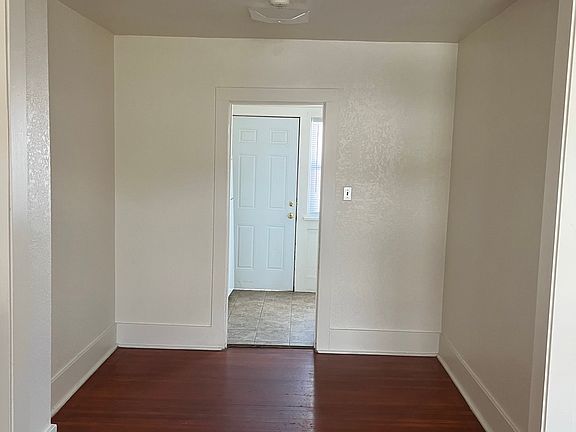 4th image of 604 6th Ave #9