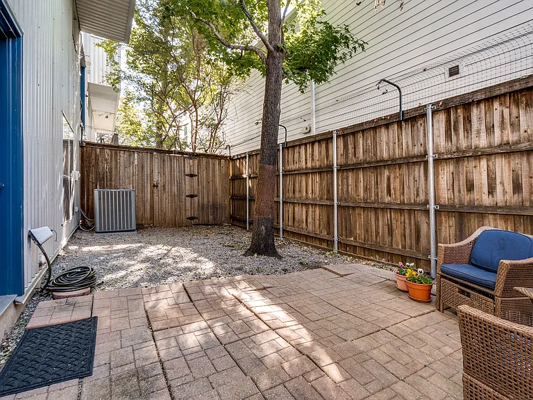Back courtyard and patio area - fully fenced