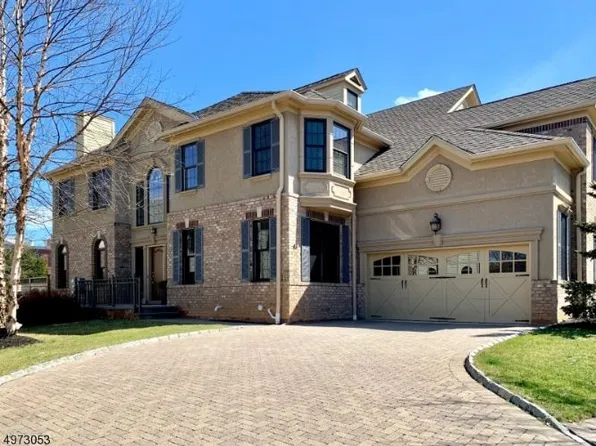 43 Green Way, New Providence, NJ 07974
