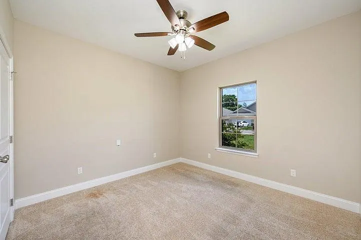 2239 Tom St — Photo 29