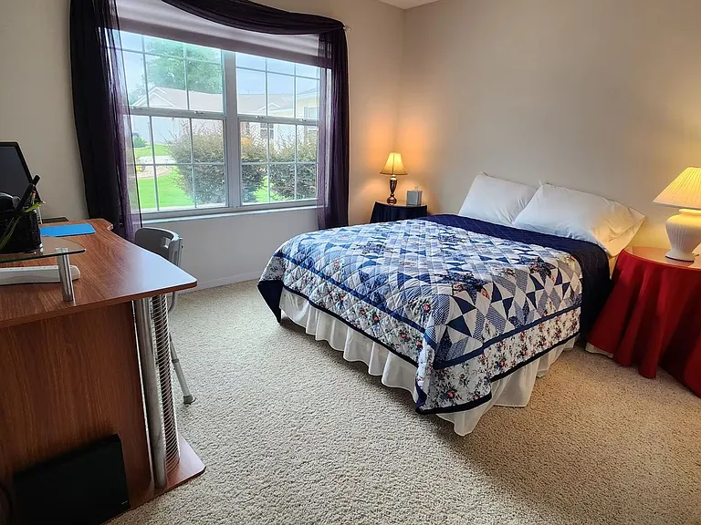 916 Eastmont Ct — Photo 25