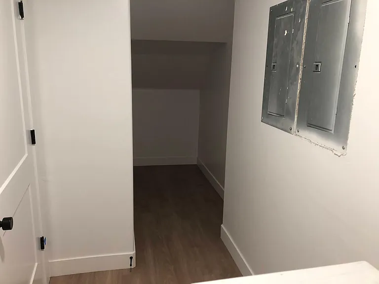 177 W Sycamore Ln — Photo 5