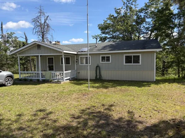 22699 Tomahawk Lake Rd, Atlanta, MI 49709