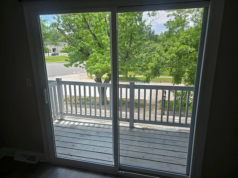 225 Vail Ct #1 — Photo 8