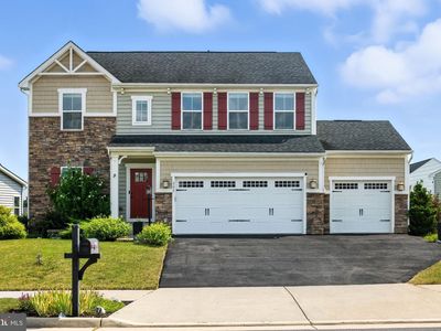 135 Skipper Dr, Lake Frederick, VA, 22630