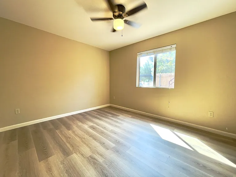 1128 Stetson Rd — Photo 7