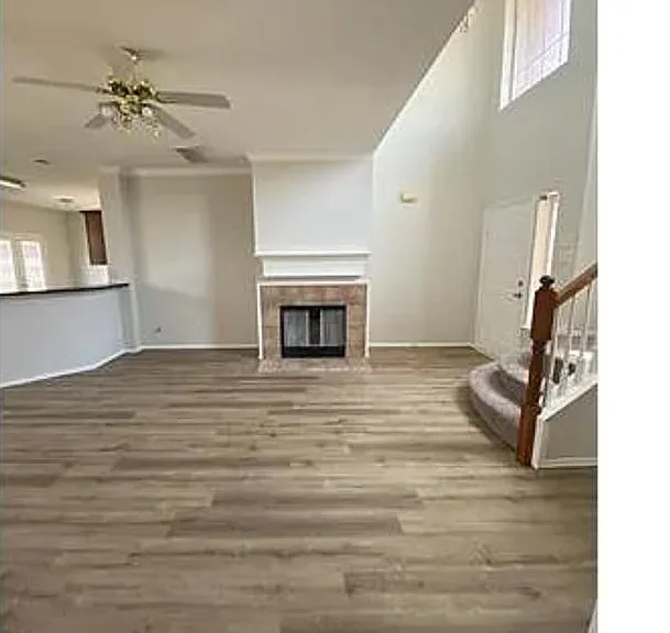 4428 Lodestone Ln — Photo 2