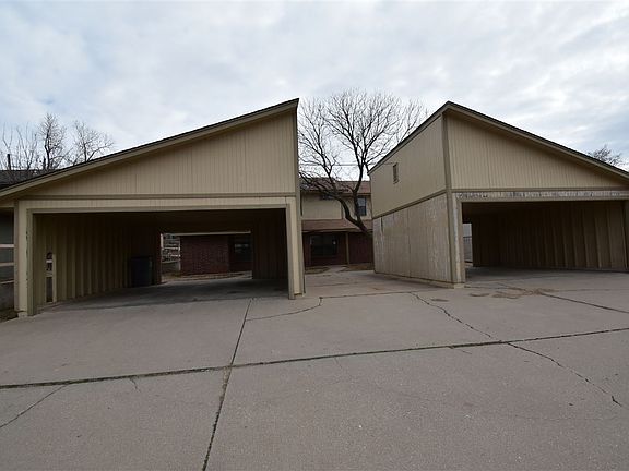 2nd image of 2807 NW 46th St