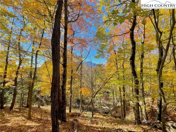 TBD Cherokee Court, Seven Devils, NC 28604