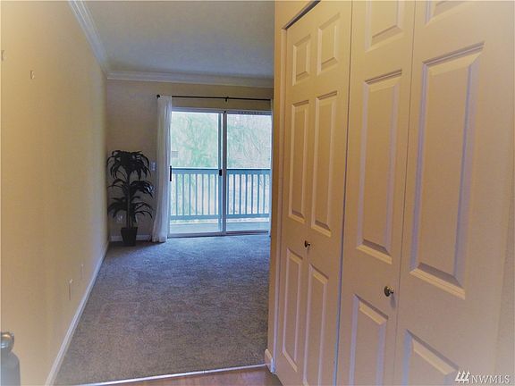 4th image of 33020 10th Ave SW Unit 304