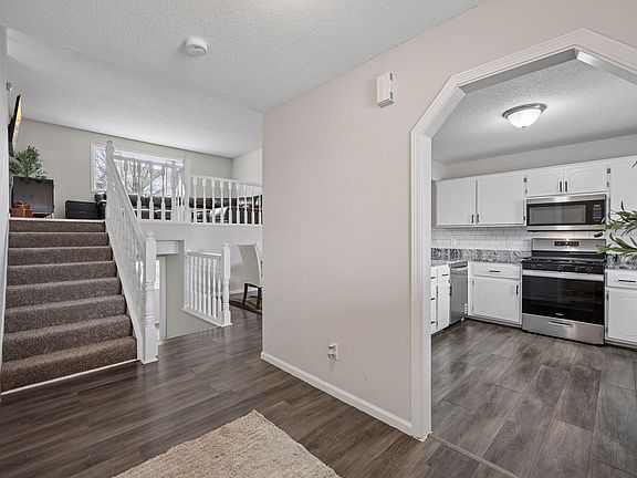 4th image of 313 Heights Rd NW