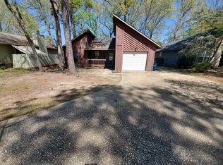 5828 Horton Pl, Fayetteville, NC 28314