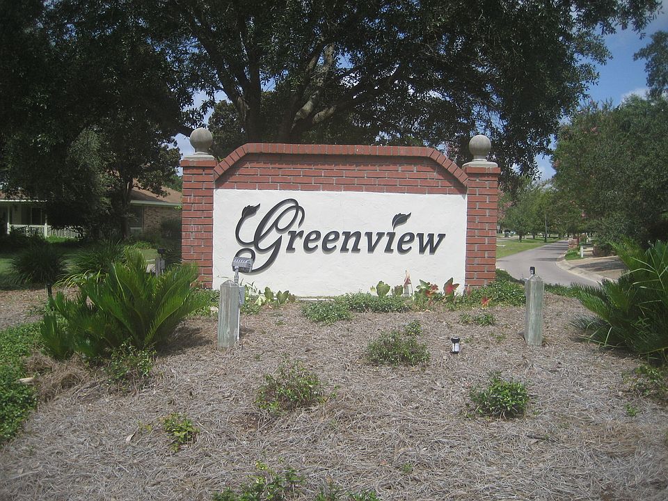 2nd image of 2408 Greenview Dr