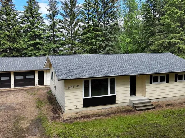 1507 SW 65th St, Edson, AB T7E 1S3