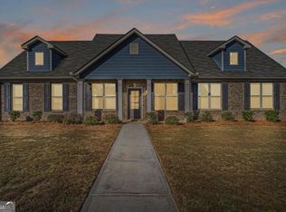 1141 Abundance Dr, Locust Grove, GA 30248