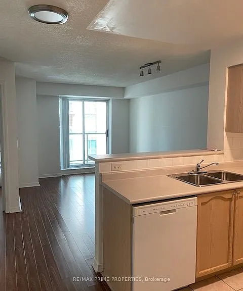 22 Olive Ave #807 — Photo 3