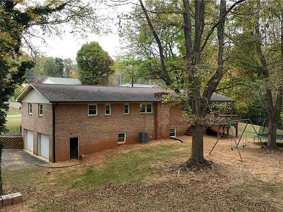 3rd image of 187 Westover Dr