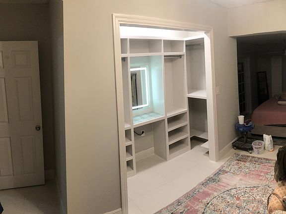 Master dressing room