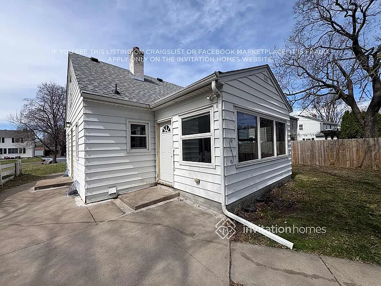 4524 Zenith Ave N — Photo 22