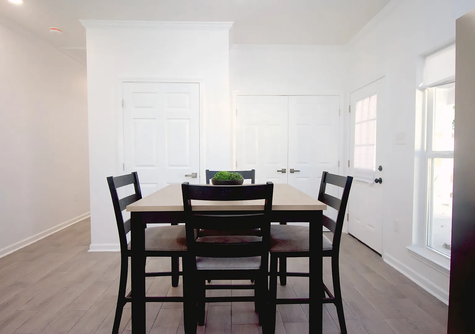 2025 New Built Cozy Home — Photo 4