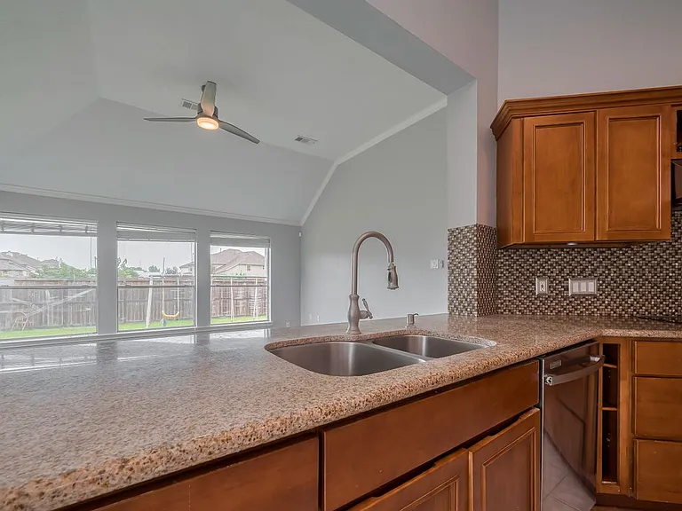 311 N Esplanade Ln — Photo 20
