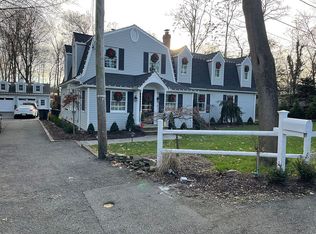 516 W Saddle River Rd, Ridgewood, NJ 07450