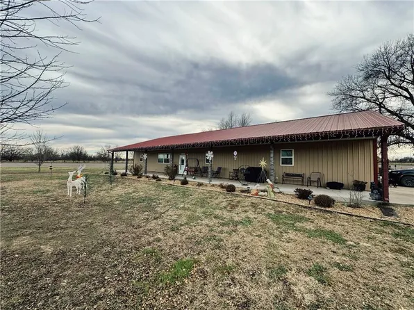 1662 Prairie Rd, Fort Scott, KS 66701