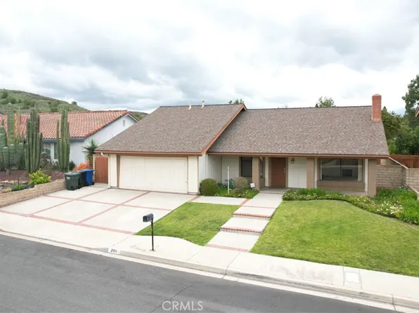 205 Cedar Heights Dr, Thousand Oaks, CA 91360