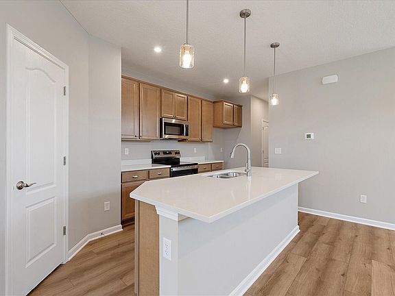 4th image of 1339 Parkside Dr #166A