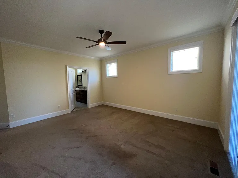9706 SE Hillcrest Rd — Photo 30