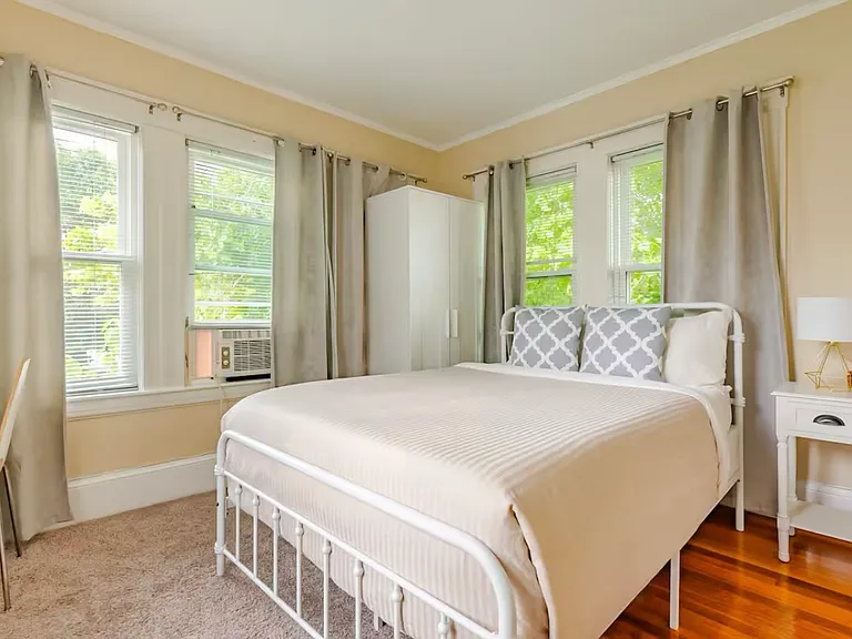 110 Cypress St — Photo 11