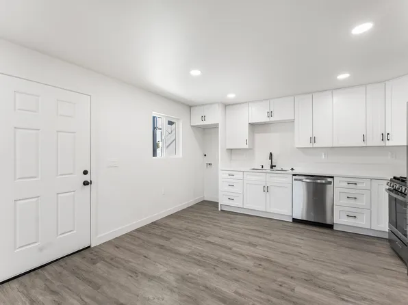 44648 Cedar Ave #B, Lancaster, CA 93534