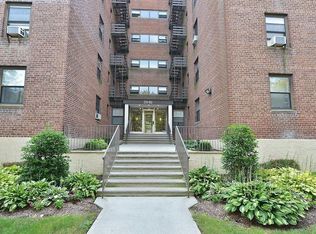 21102 73rd Ave APT 6P, Bayside, NY 11364