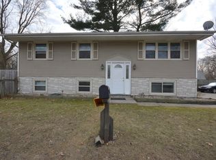 1029 E Bristol St, Elkhart, IN 46514