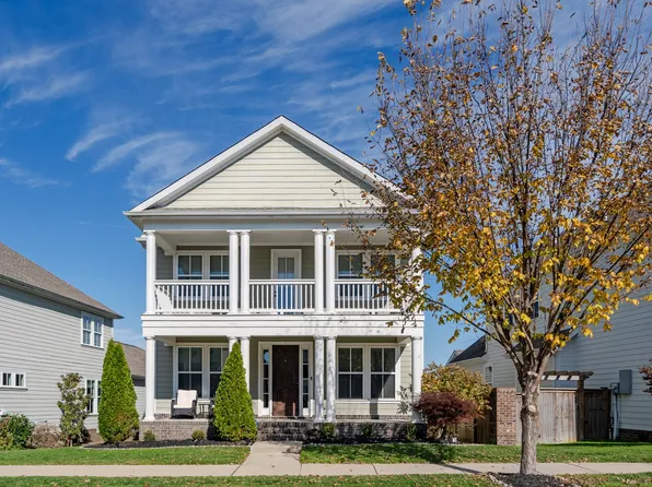 3228 Vinemont Dr, Thompsons Station, TN 37179