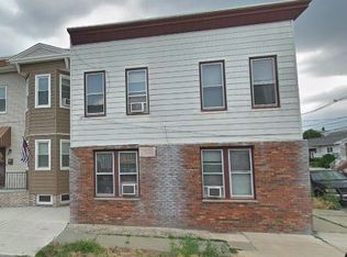 185 Hobart Ave #2, Bayonne, NJ 07002