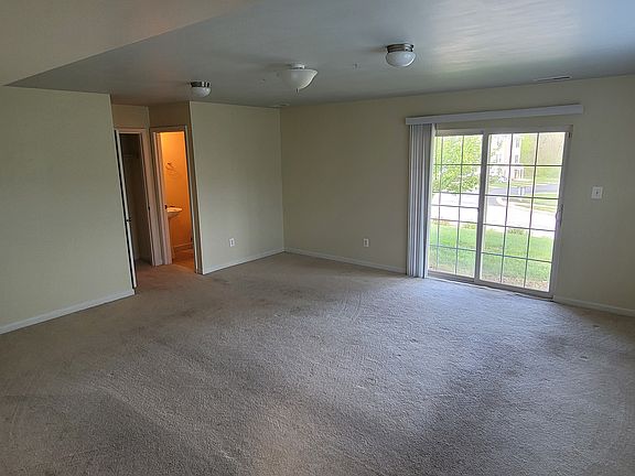 1st Level Room with access to the backyard and full Bathroom