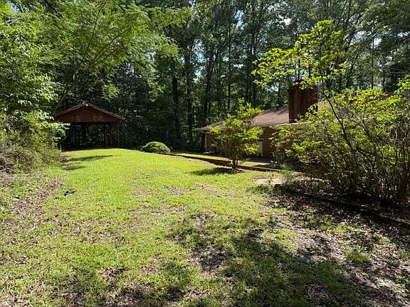 5th image of 102 Dogwood Ln