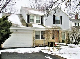 2195 S Belvoir Blvd, University Heights, OH