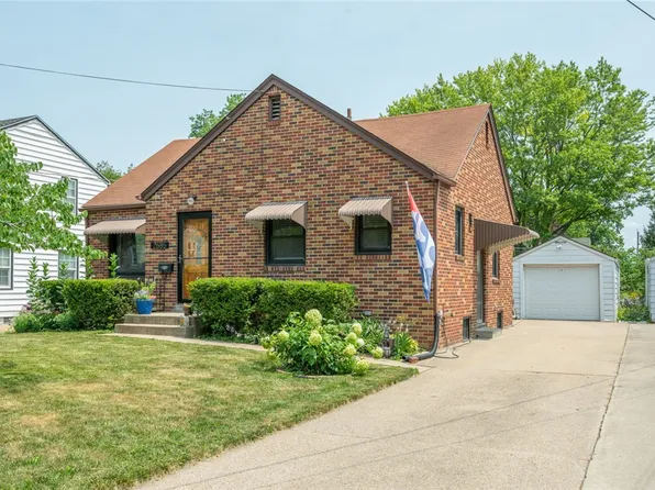 2635 49th St, Des Moines, IA 50310