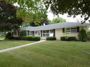 N70W6828 Bridge Rd, Cedarburg, WI 53012