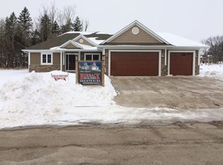 2209 Ravenswood Rd, Burlington, WI 53105