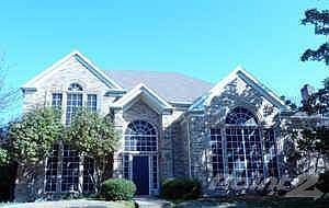 1st image of 1616 N Hills Dr