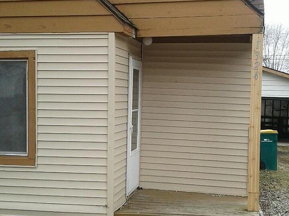 5th image of 1324 Cherokee Dr #House