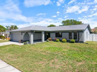 2642 Bellhurst Dr, Dunedin, FL 34698