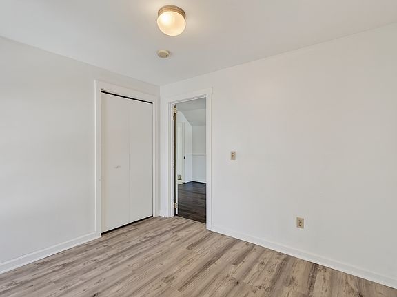 3rd image of 4 Tucker St #4