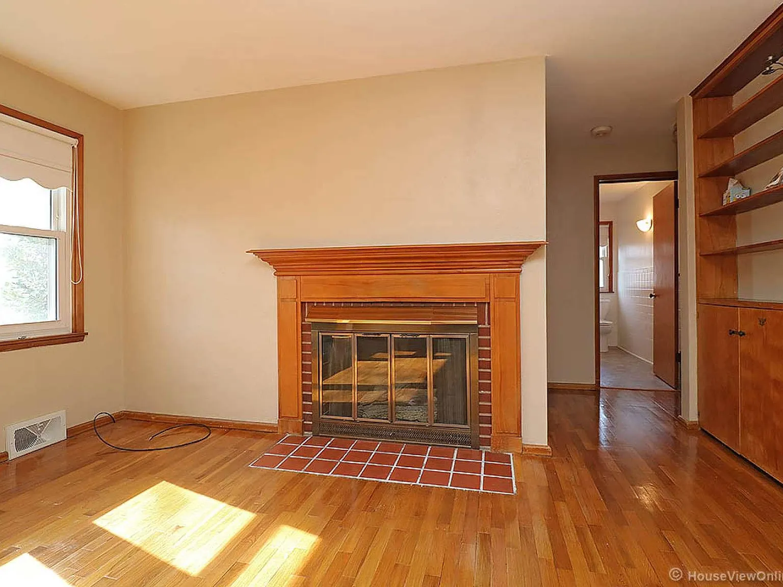 3 bed, 1336 sqft, $1,300 — Photo 3