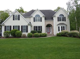 102 Coach Rd, North Attleboro, MA 02760